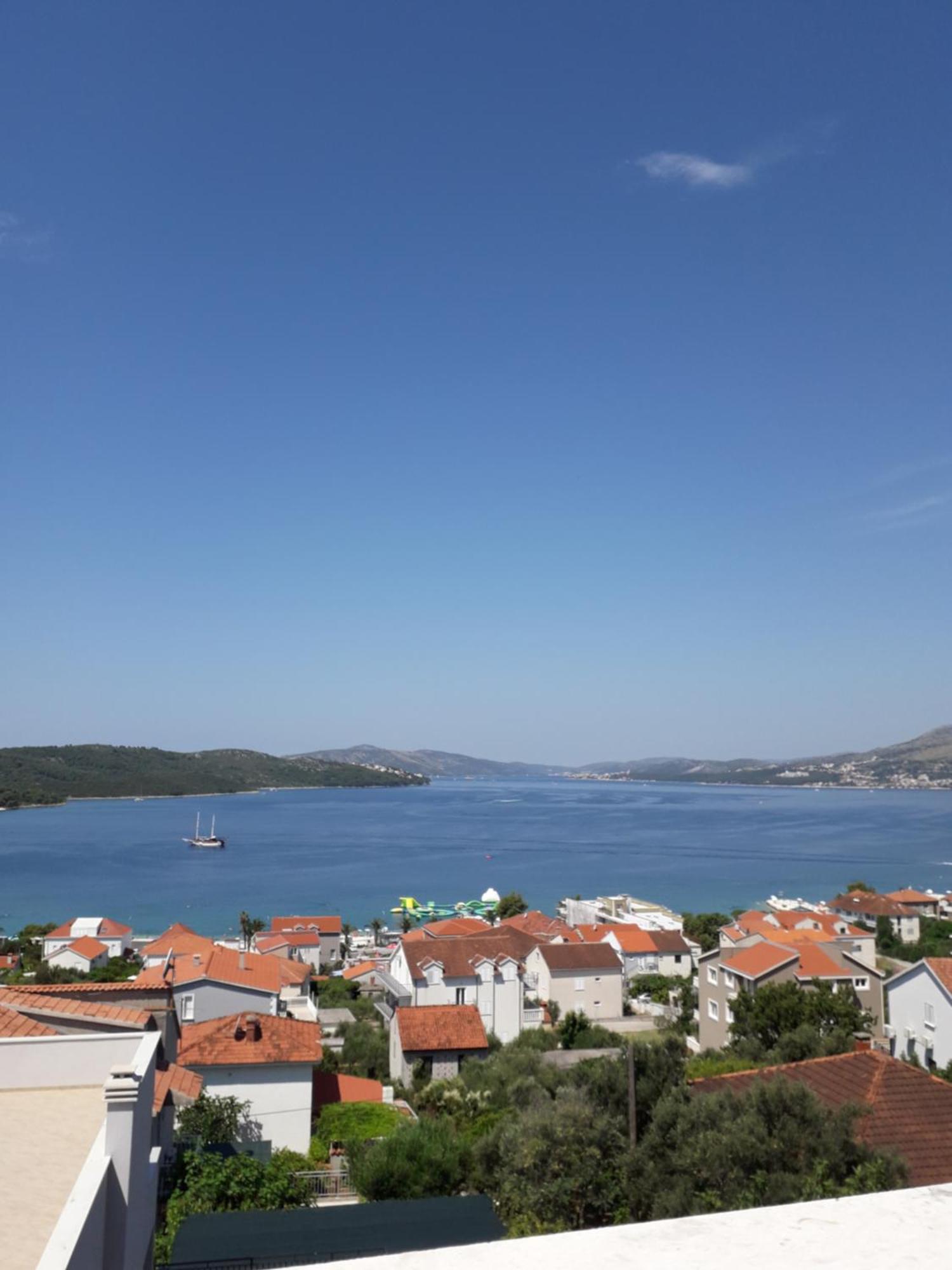 Apartmani Mila A1 & A2 & 3 Trogir Eksteriør billede